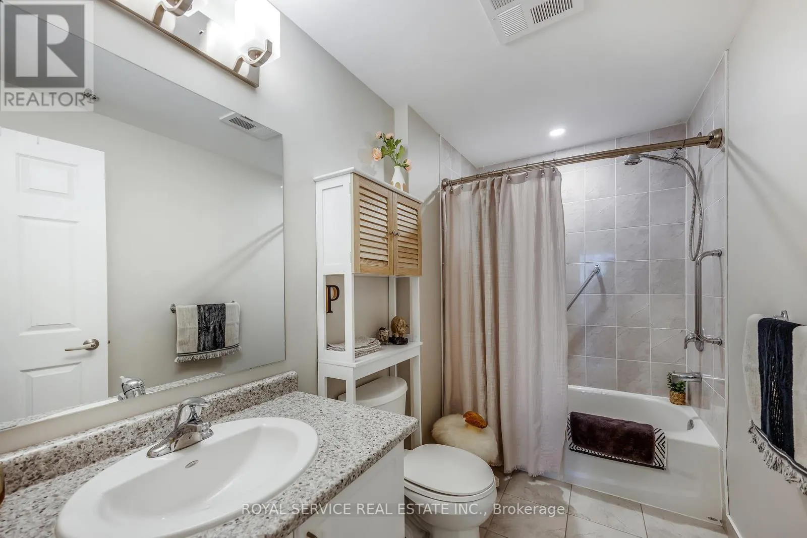 220 - 21 BROOKHOUSE DRIVE, #220