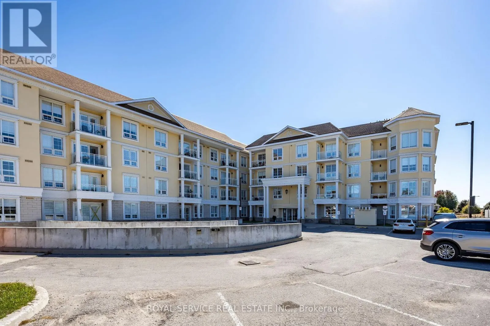 220 - 21 BROOKHOUSE DRIVE, #220