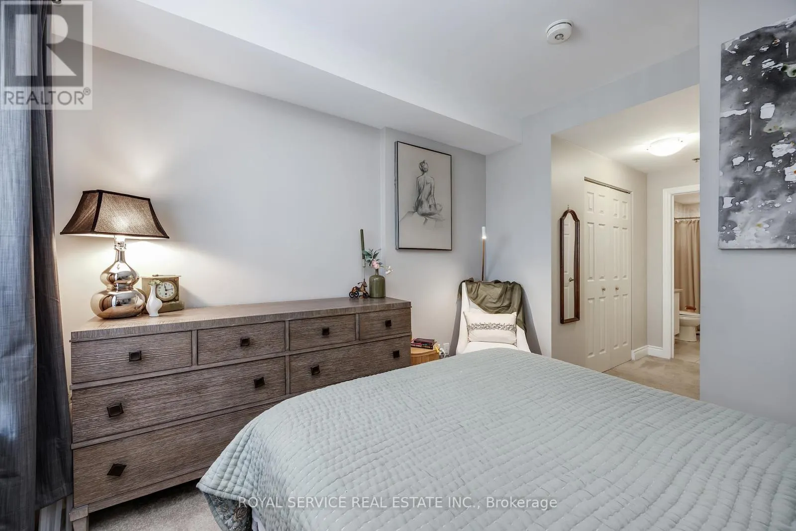 220 - 21 BROOKHOUSE DRIVE, #220