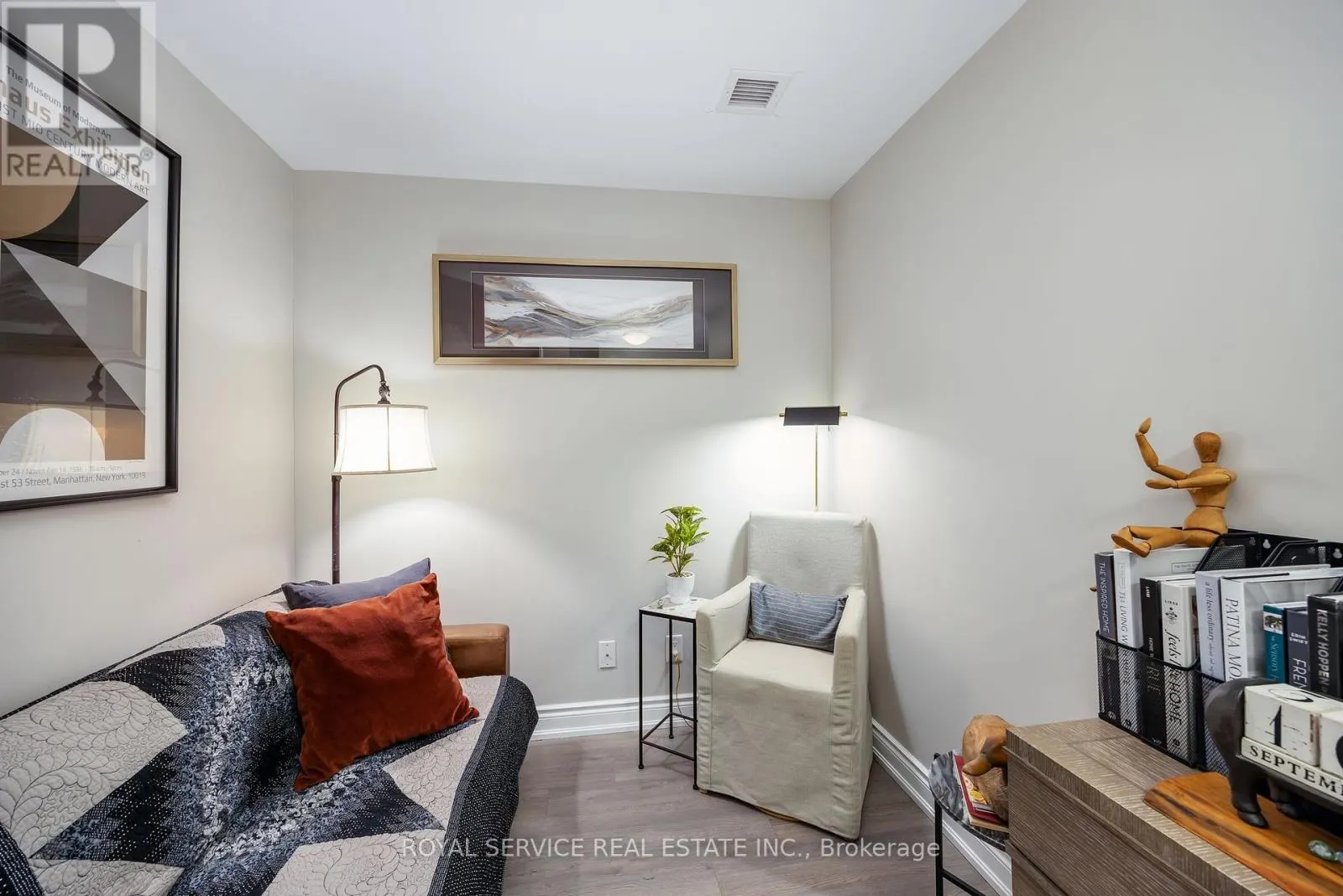 220 - 21 BROOKHOUSE DRIVE, #220