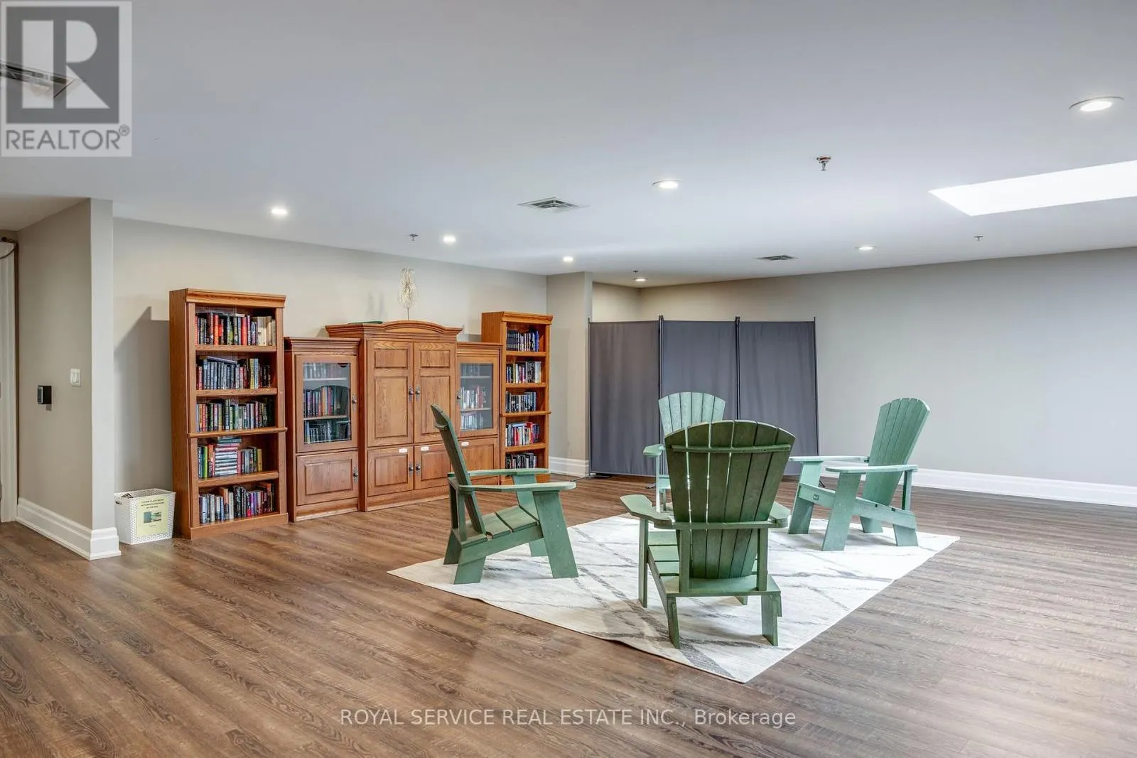 220 - 21 BROOKHOUSE DRIVE, #220