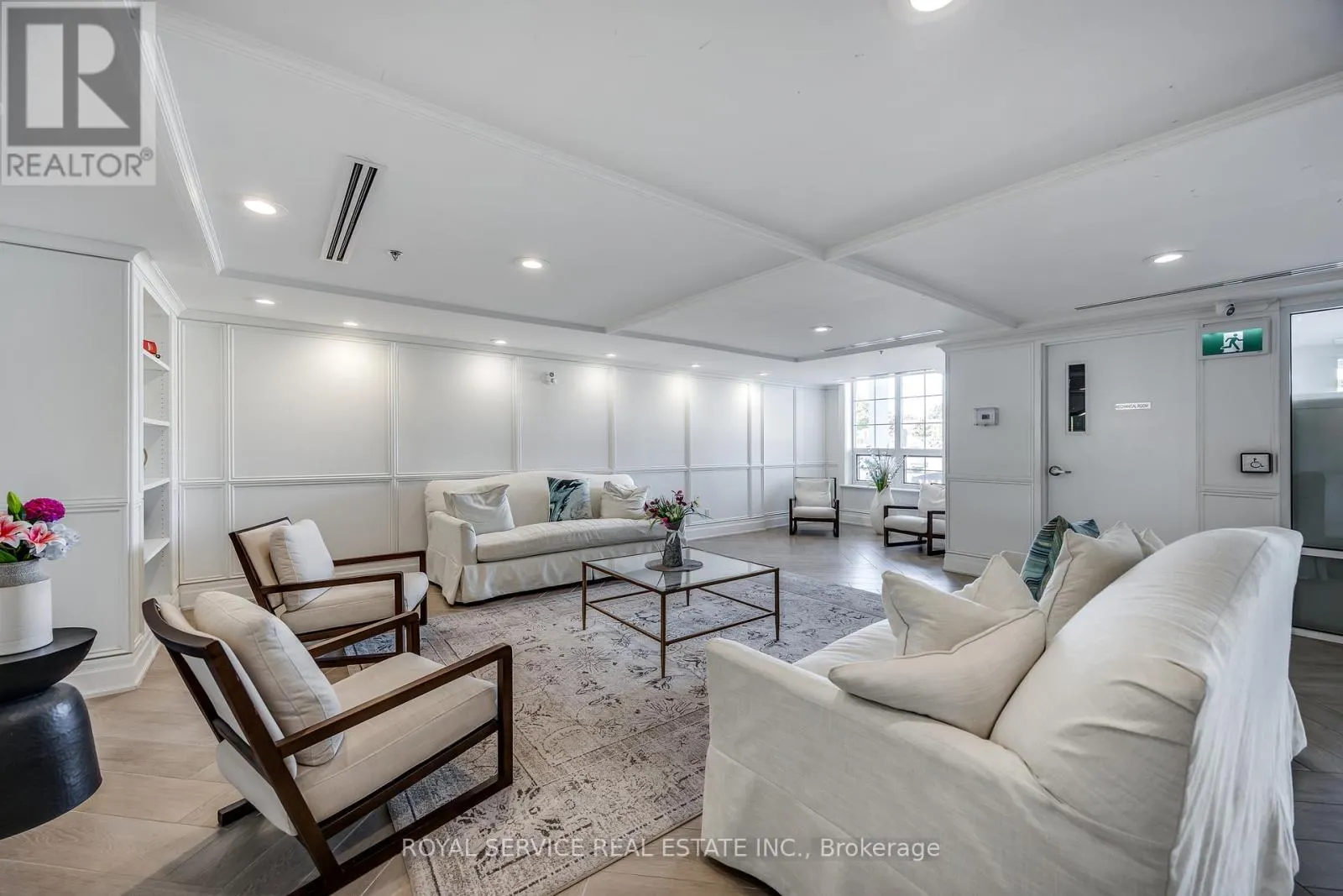 220 - 21 BROOKHOUSE DRIVE, #220