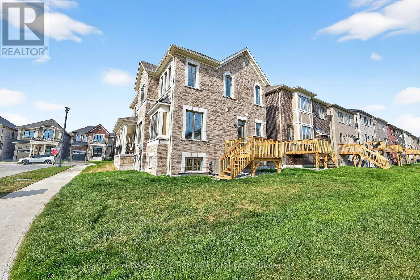 3338 MARCHINGTON SQUARE