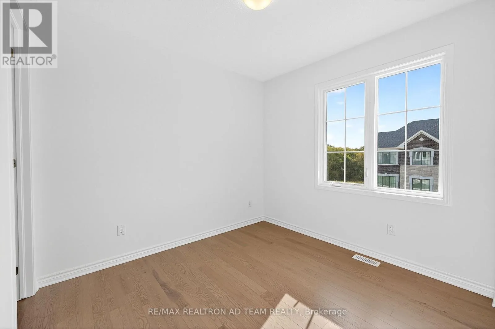 3338 MARCHINGTON SQUARE