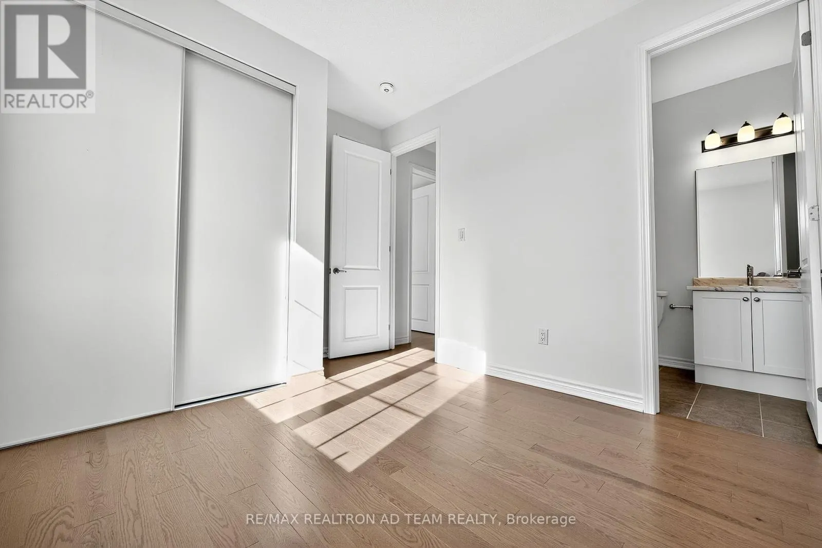 3338 MARCHINGTON SQUARE