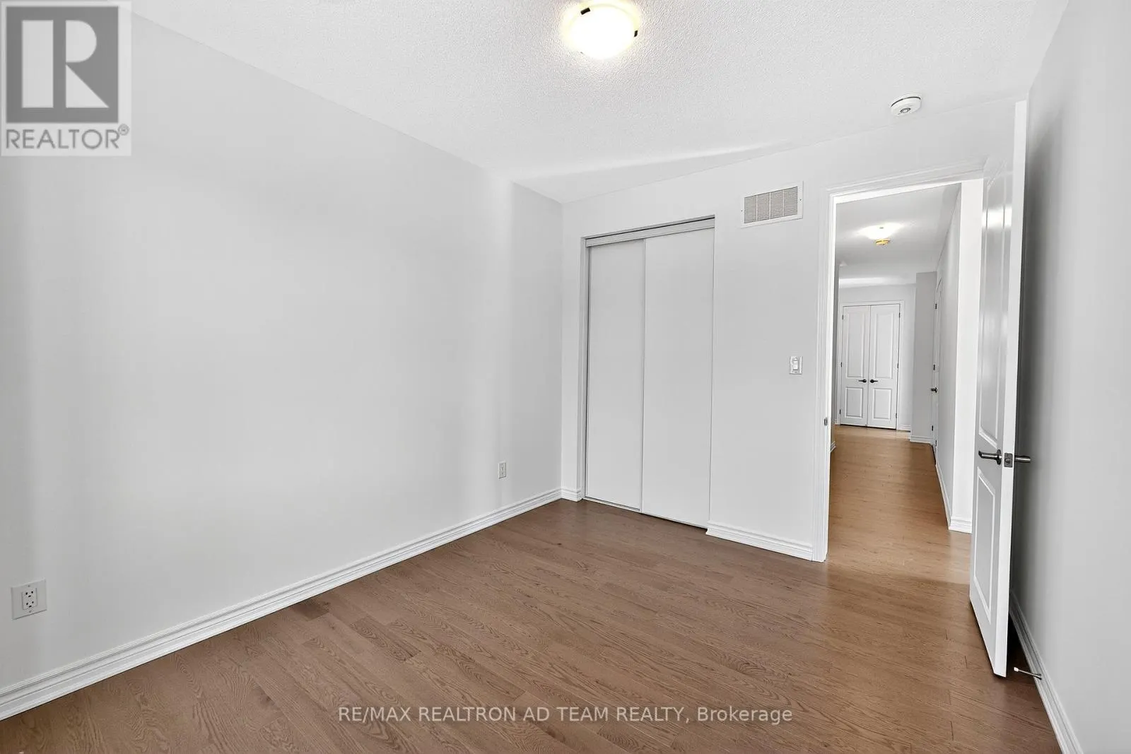 3338 MARCHINGTON SQUARE