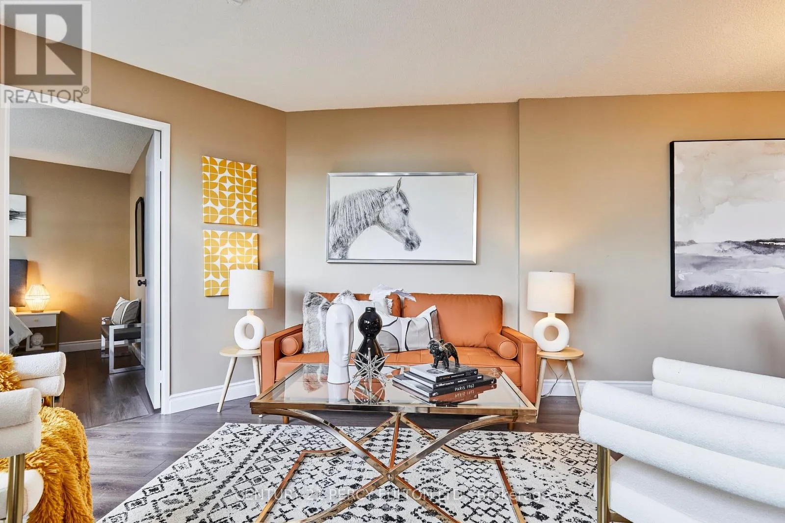 102 - 2 WESTNEY ROAD N