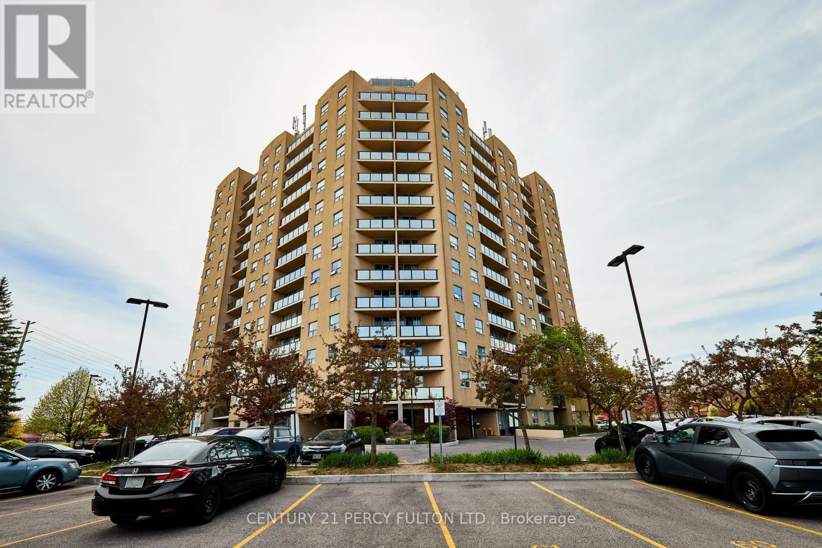 102 - 2 WESTNEY ROAD N