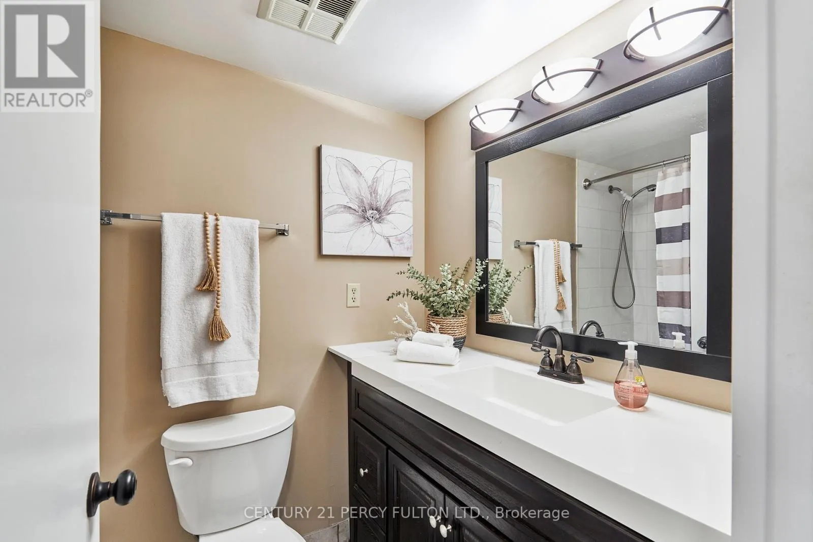 102 - 2 WESTNEY ROAD N