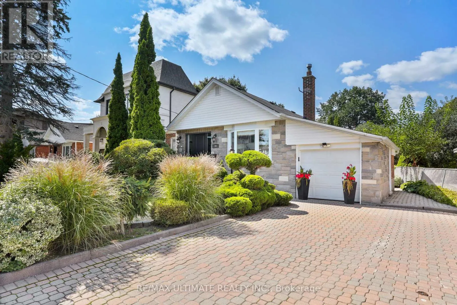 36 ASHALL BOULEVARD