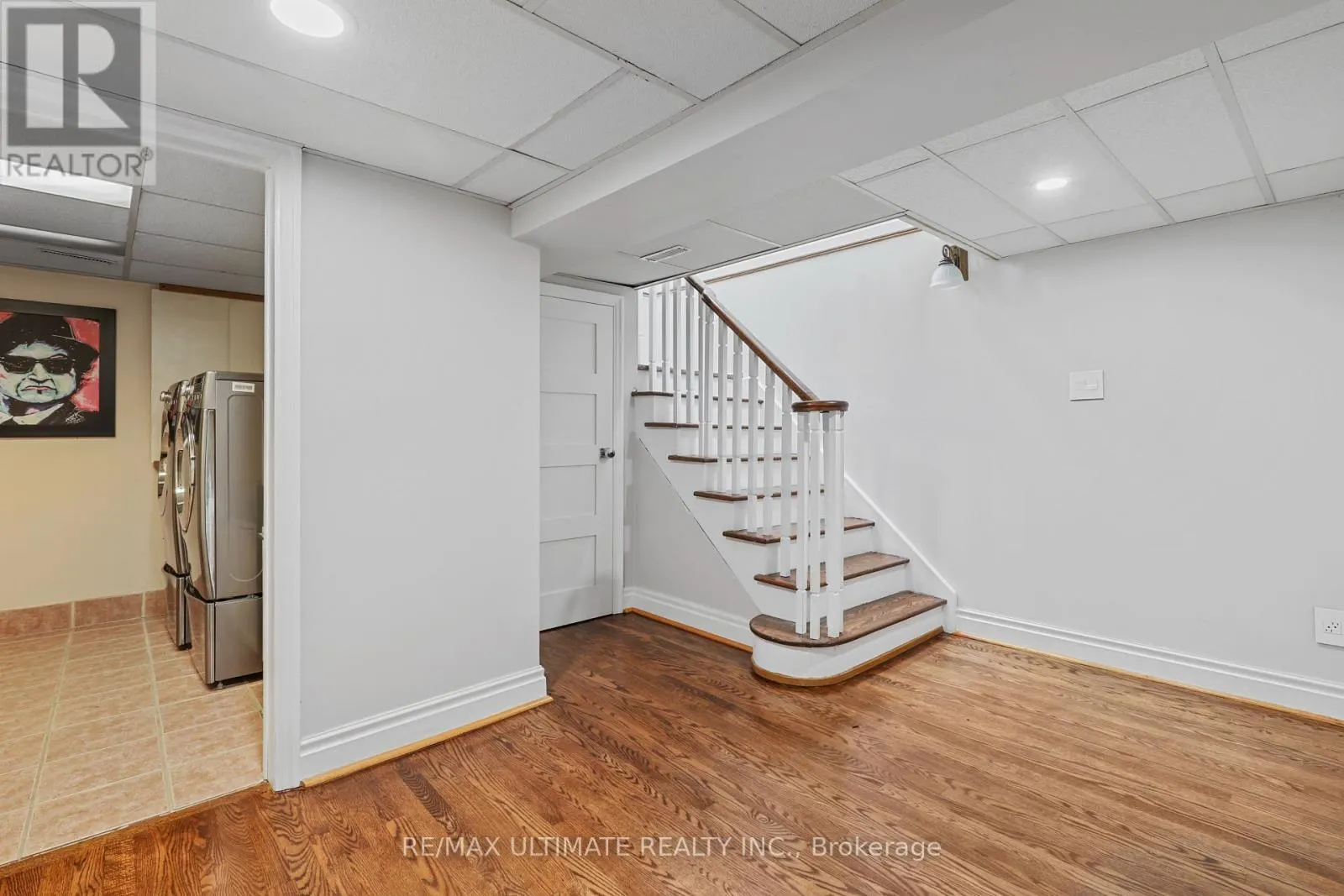 36 ASHALL BOULEVARD