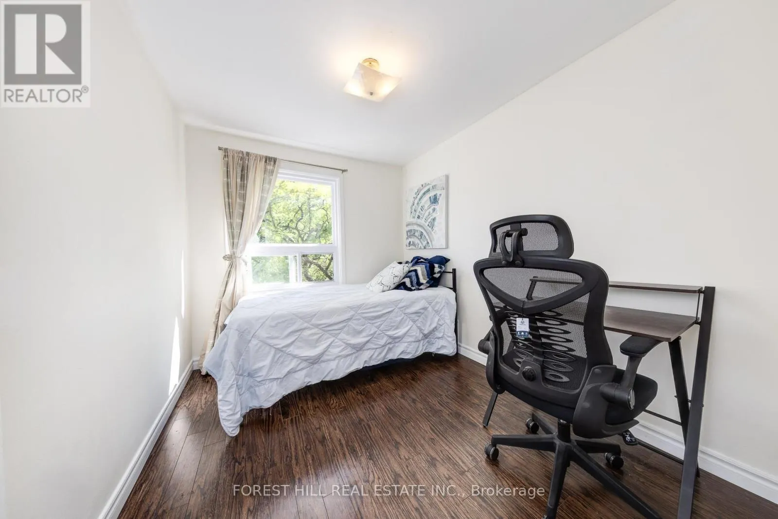 12 - 1 DAVISBROOK BOULEVARD