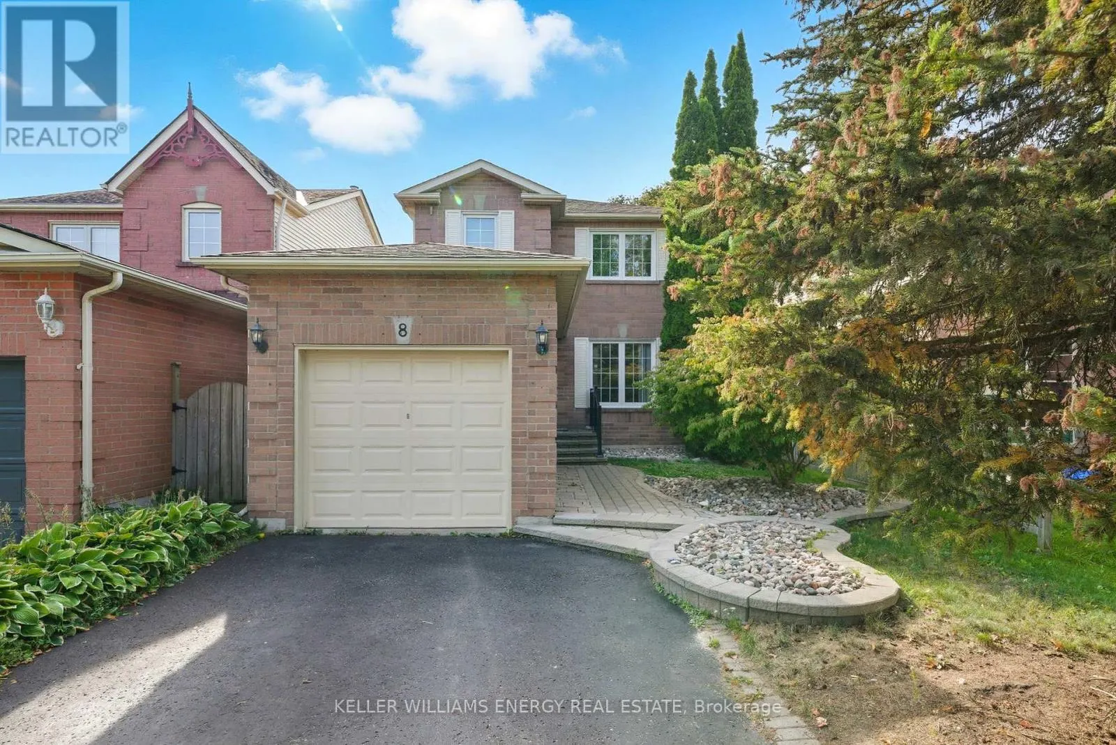8 INGLIS AVENUE