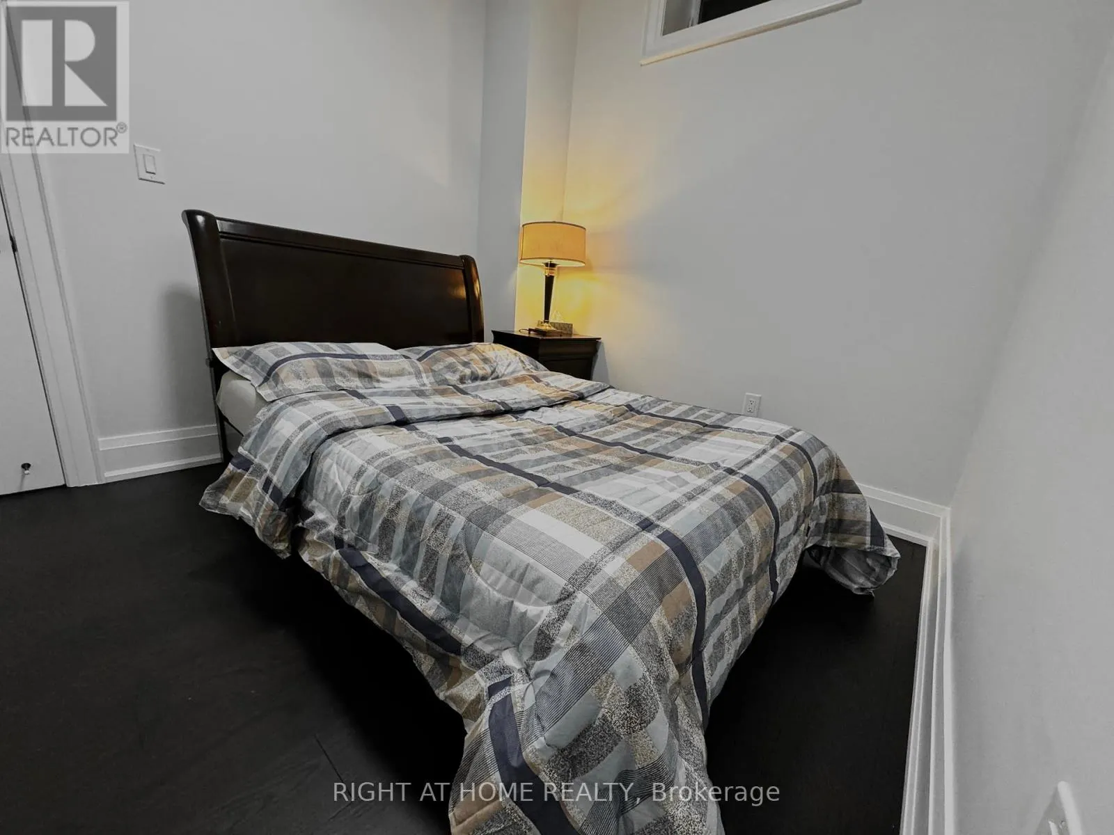 B2 - 6 GLEN MUIR DRIVE