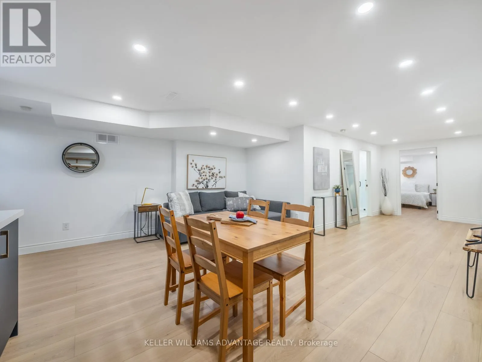 69 BOARDWALK DRIVE