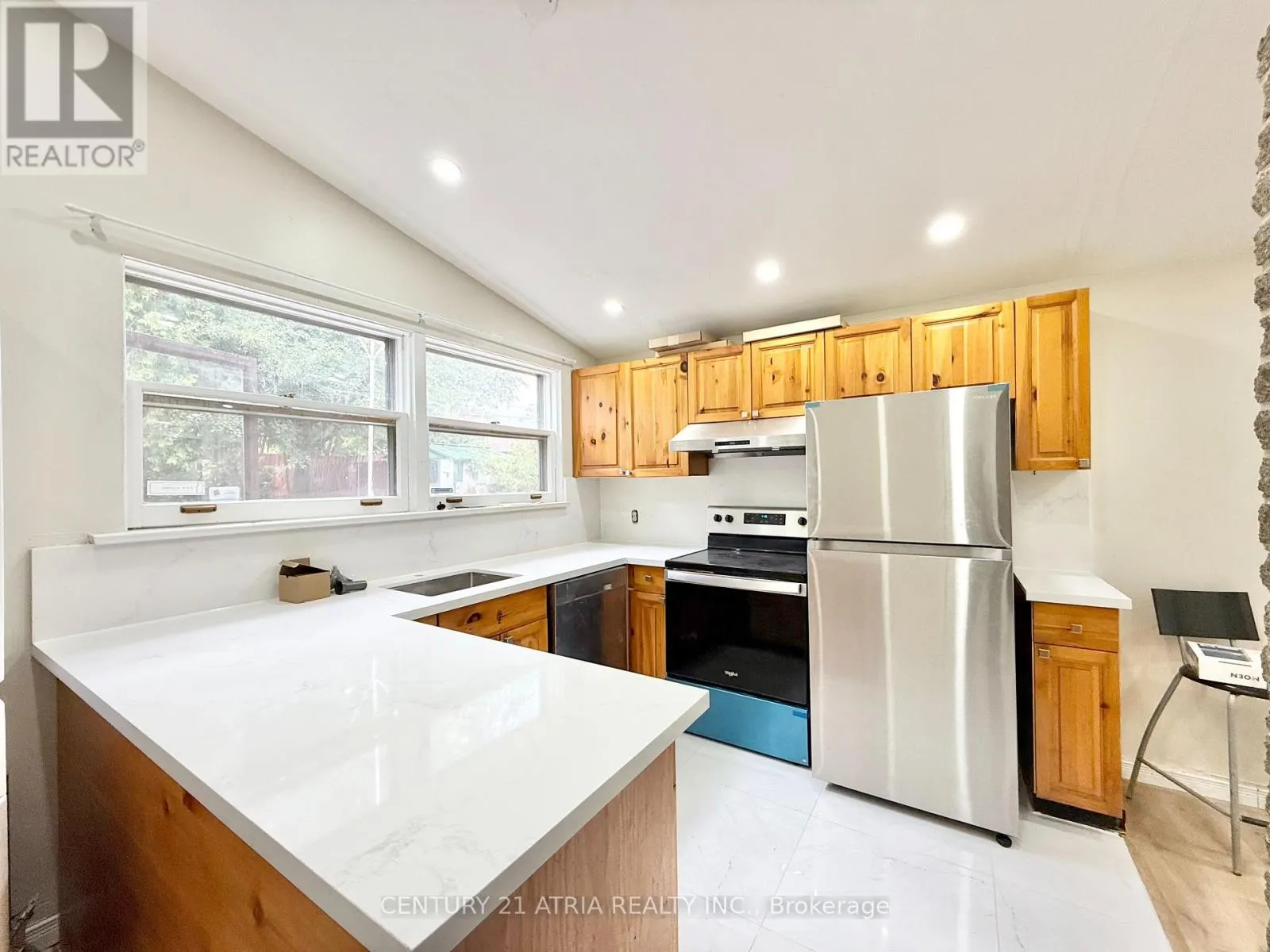 4 BENFRISCO CRESCENT