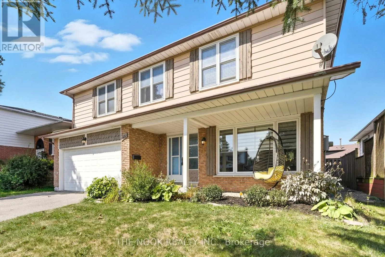 55 ROSALYNNE AVENUE
