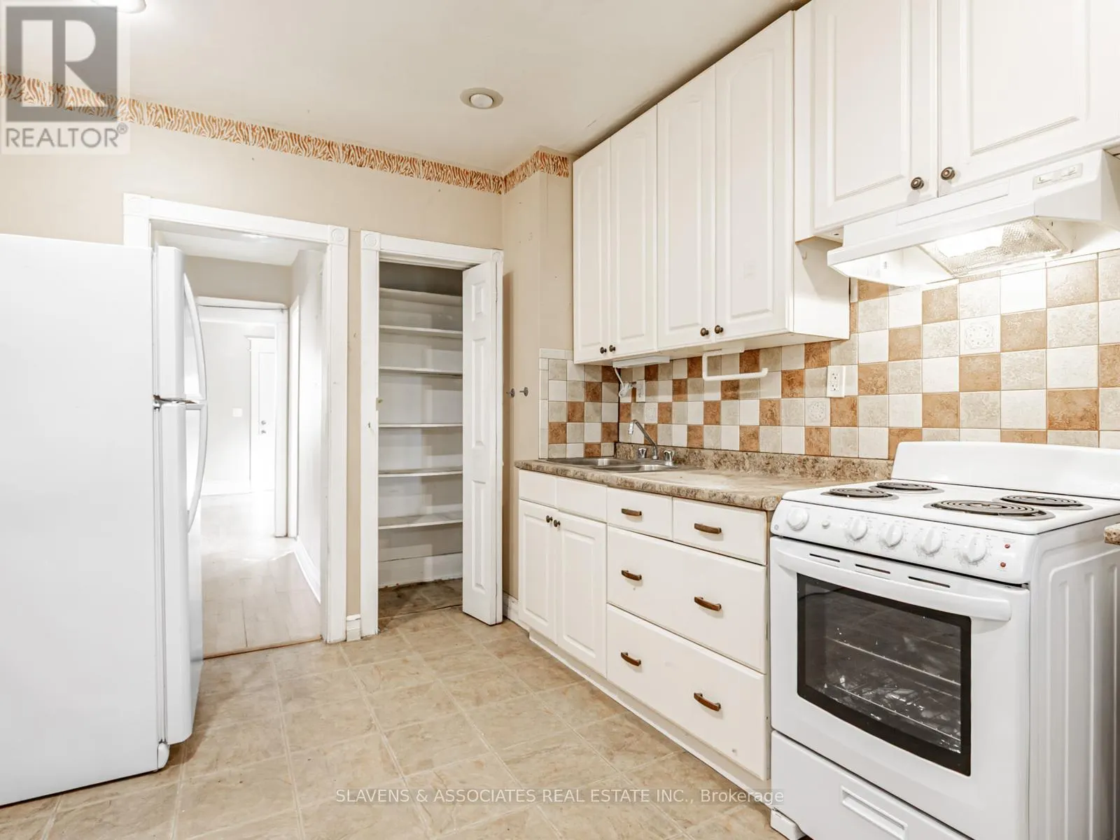 7 HOLBORNE AVENUE
