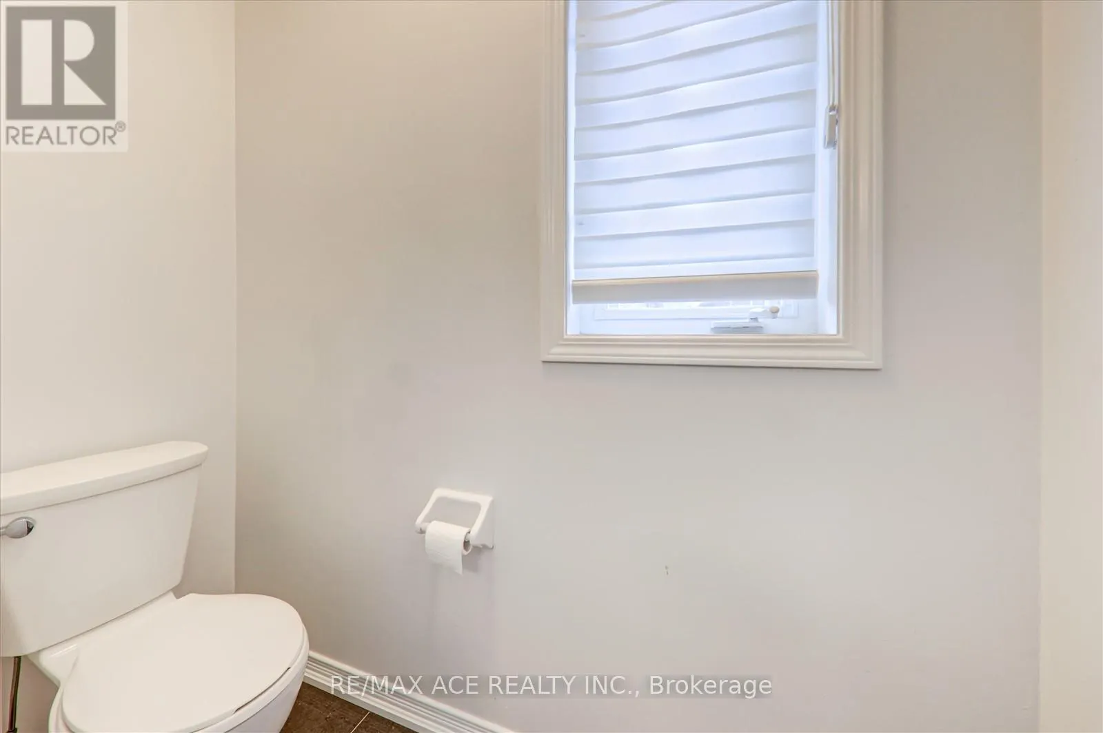 56 STOCKELL CRESCENT