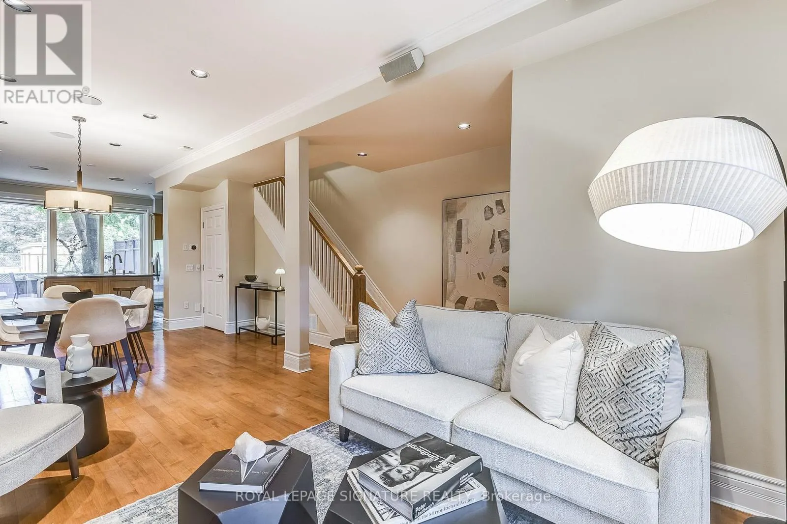 28 GARNOCK AVENUE
