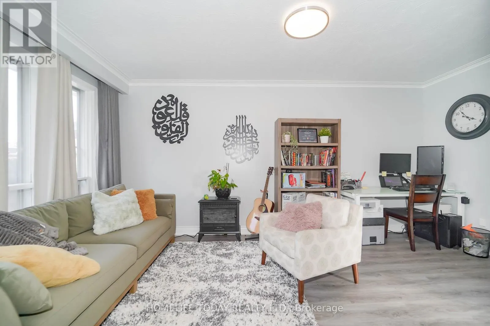 30 MELCHIOR DRIVE