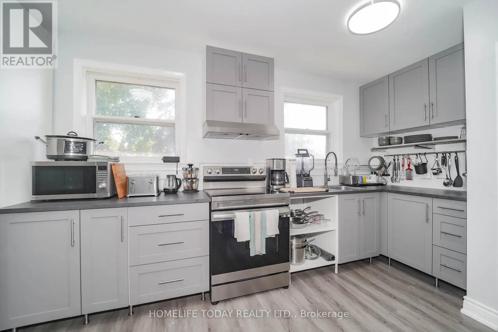 30 MELCHIOR DRIVE