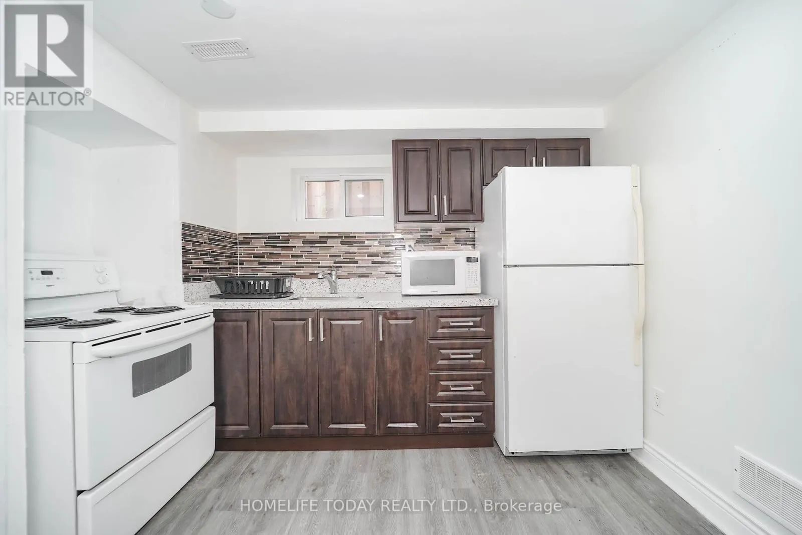 30 MELCHIOR DRIVE