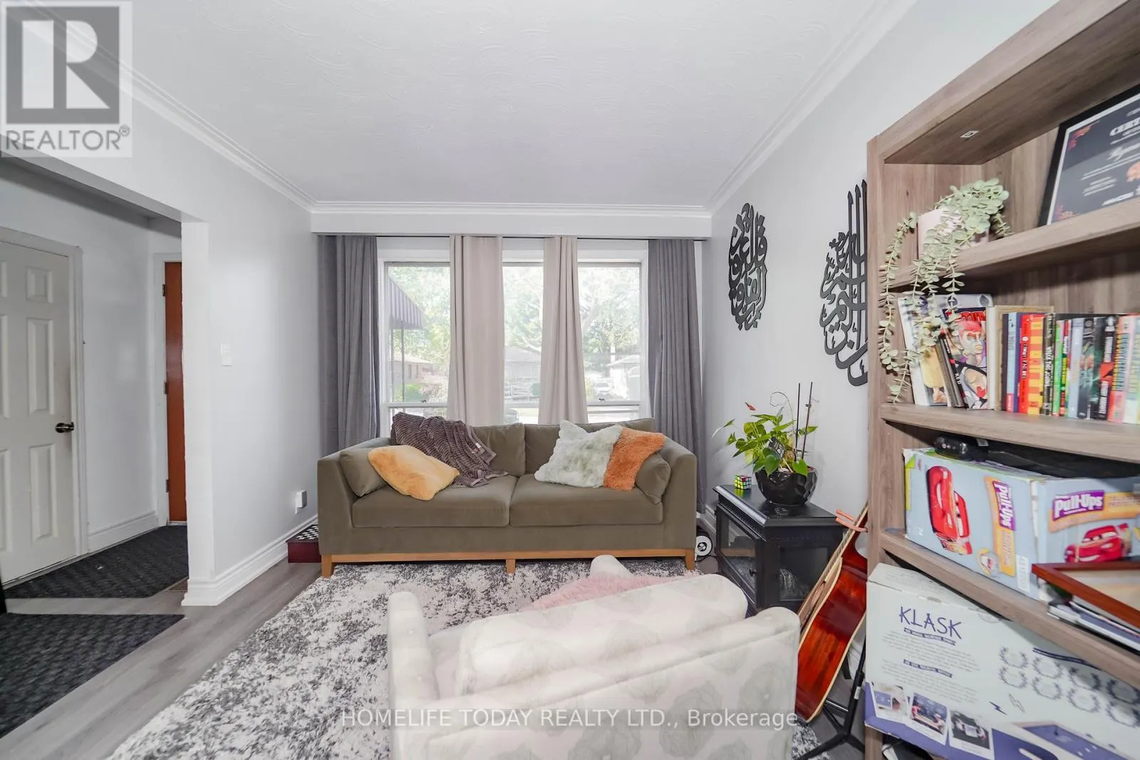 30 MELCHIOR DRIVE