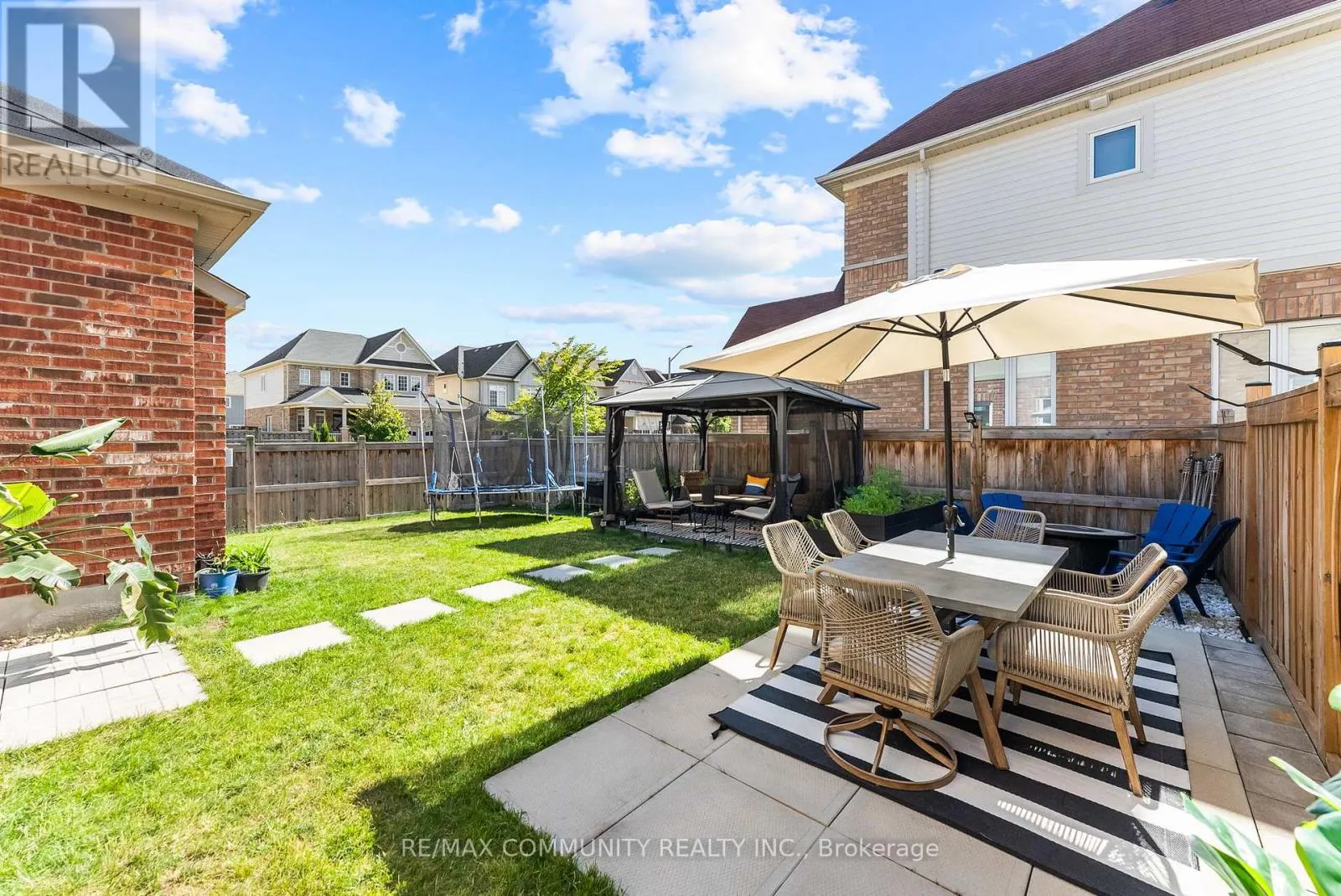 279 KENNETH COLE DRIVE