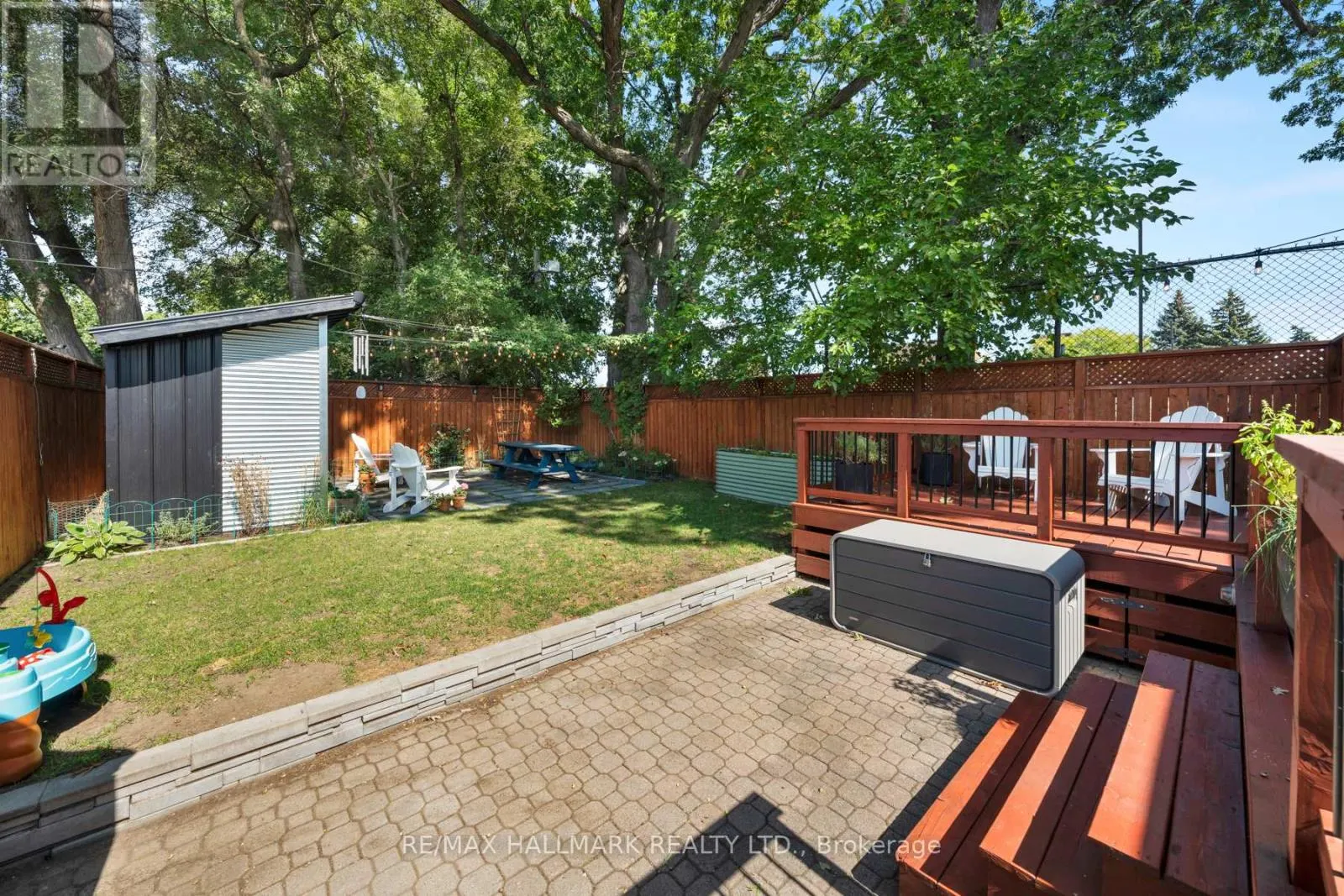510 COSBURN AVENUE
