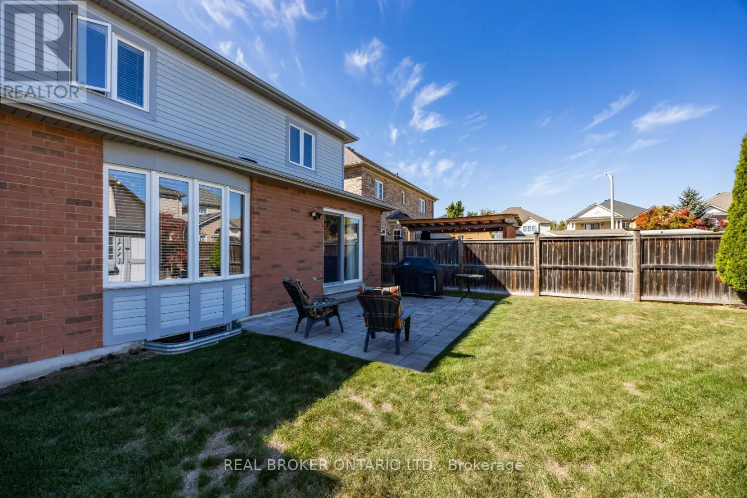615 OXBOW CRESCENT