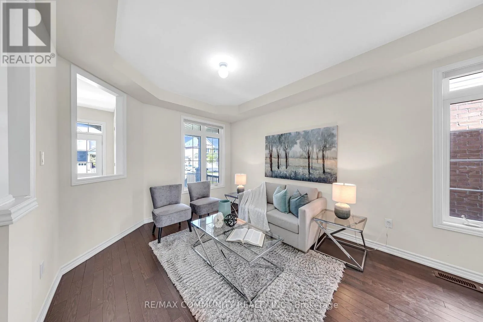 242 KENNETH COLE DRIVE