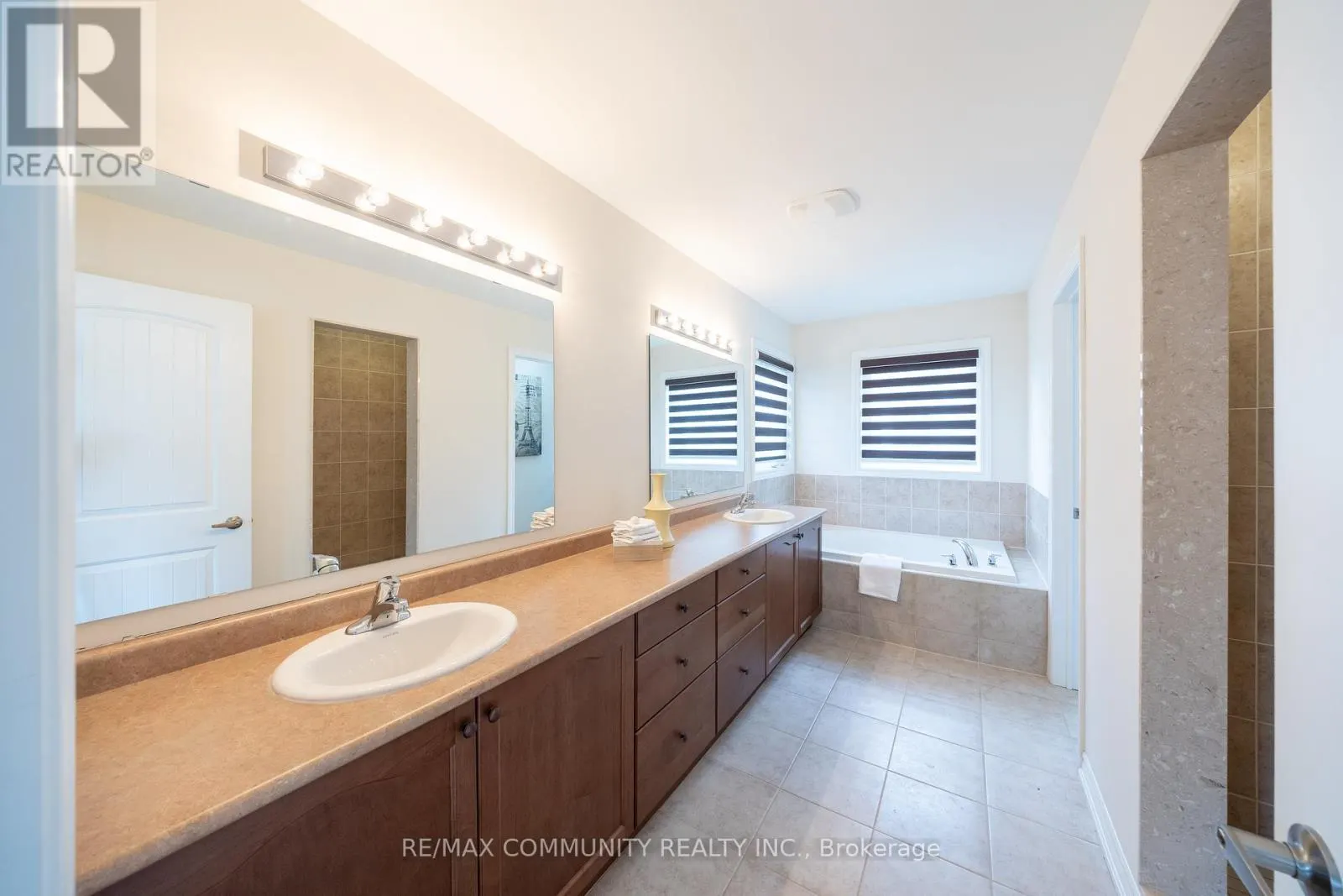 242 KENNETH COLE DRIVE
