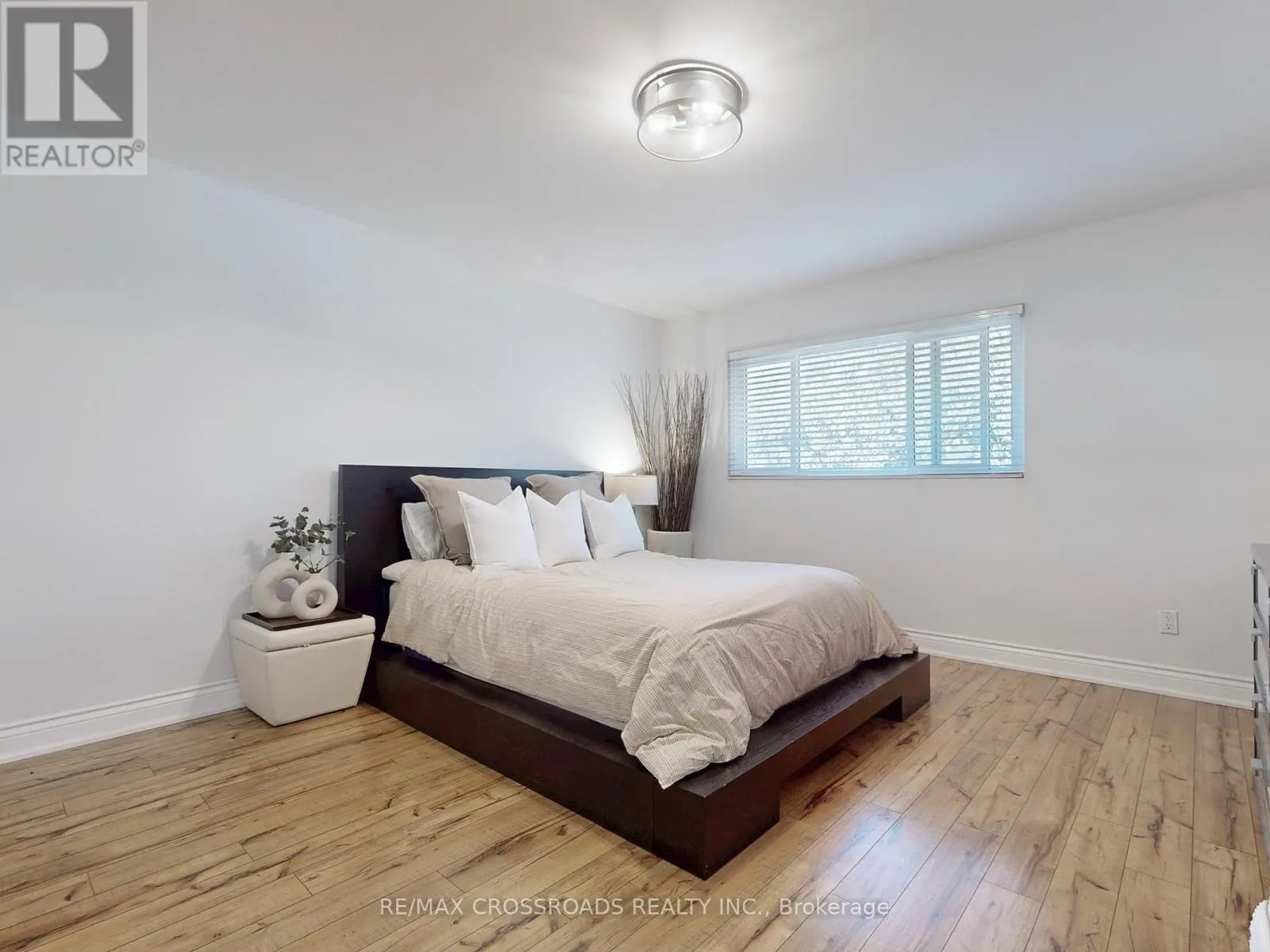 1777 SHADYBROOK DRIVE