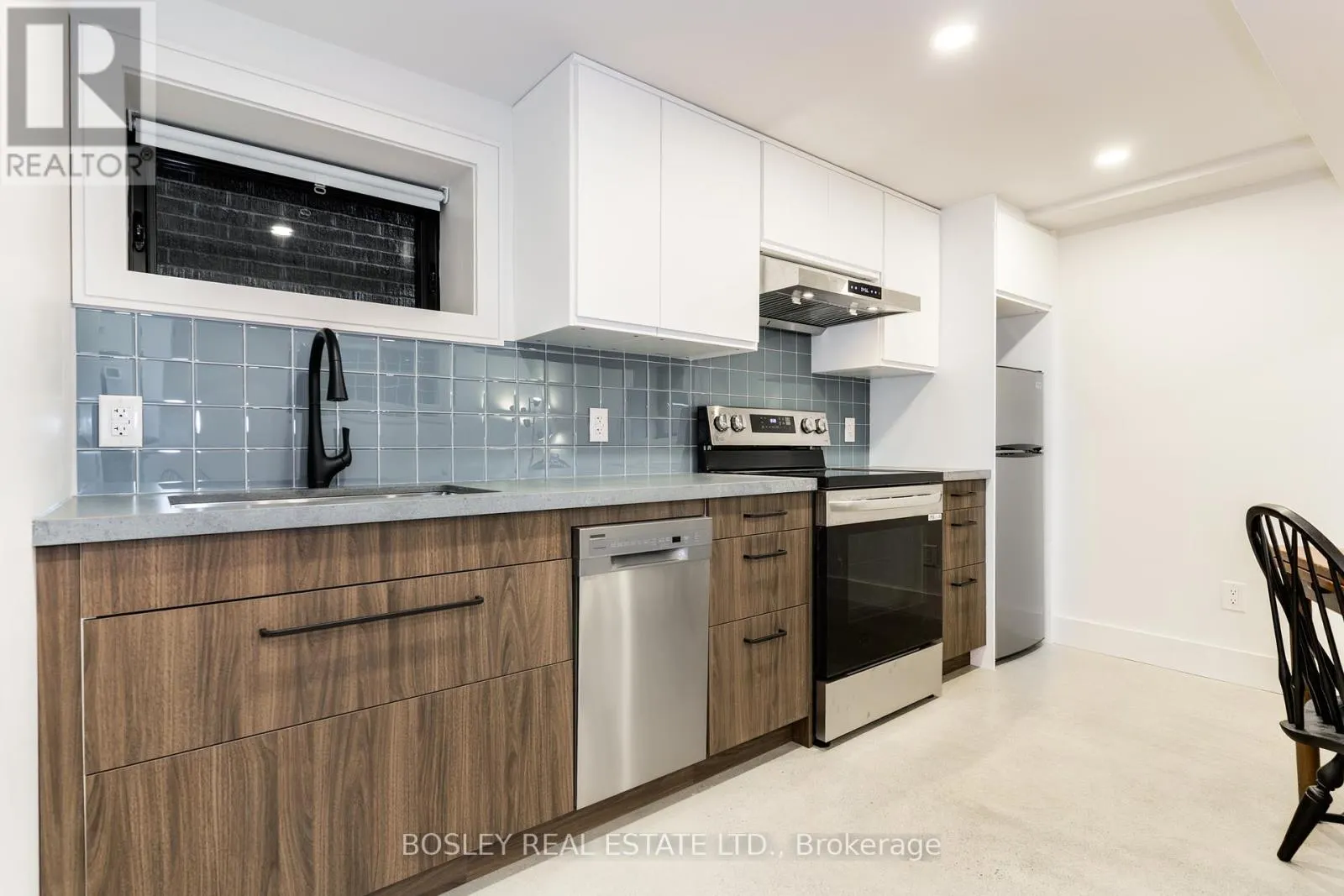 LOWER - 47 LINNSMORE CRESCENT