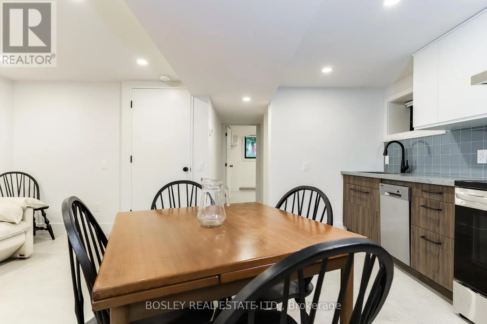 LOWER - 47 LINNSMORE CRESCENT
