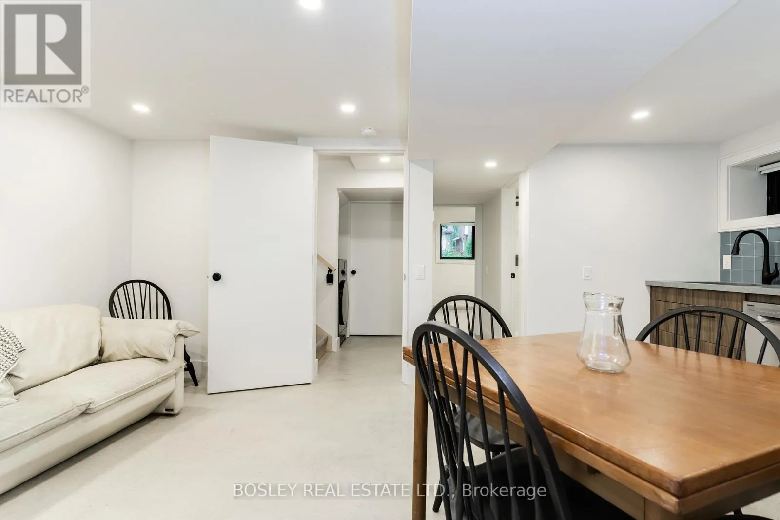 LOWER - 47 LINNSMORE CRESCENT