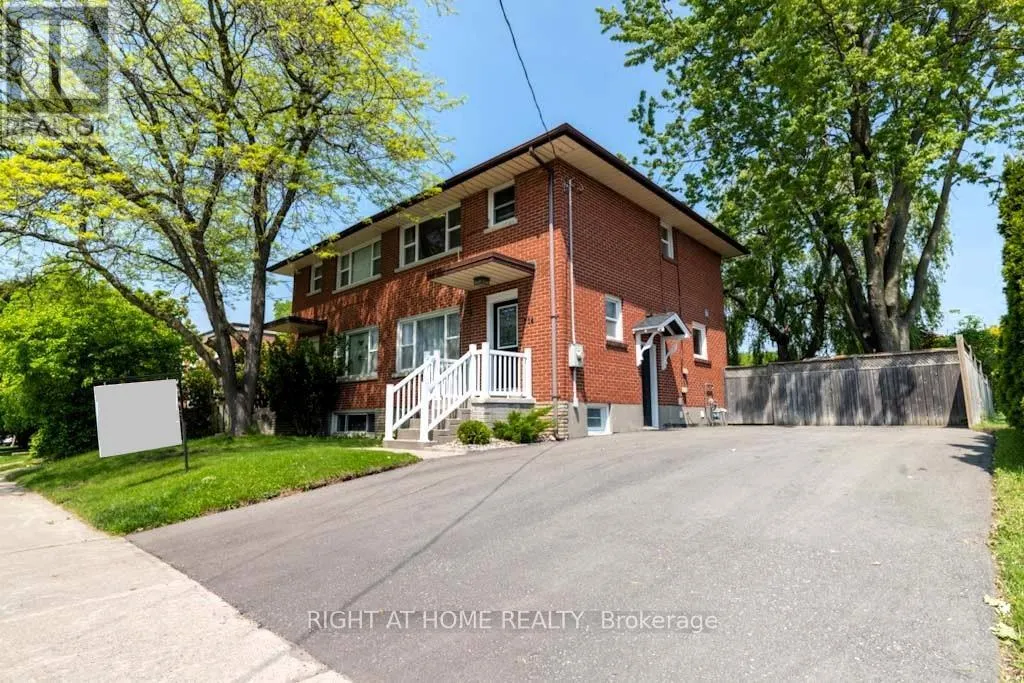 (BSMT) - 714 DUNLOP STREET W