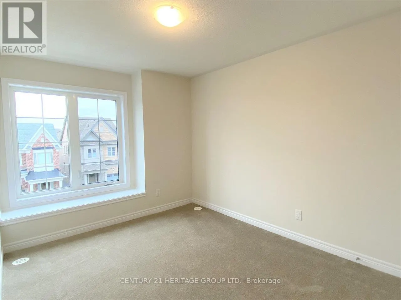 35 GILLIVARY DRIVE
