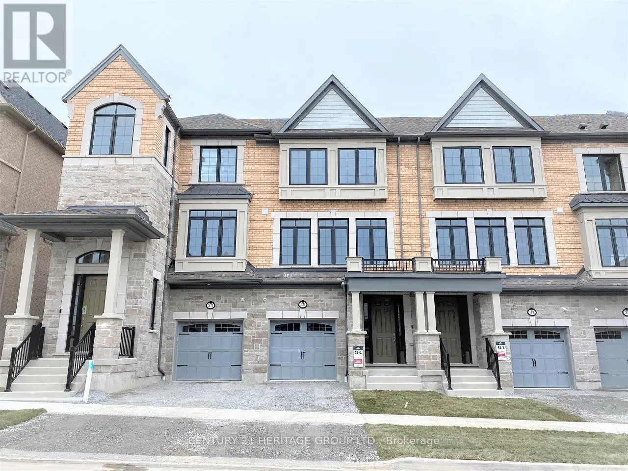 35 GILLIVARY DRIVE
