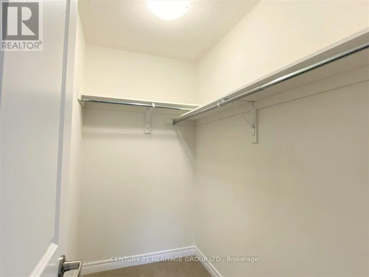 35 GILLIVARY DRIVE