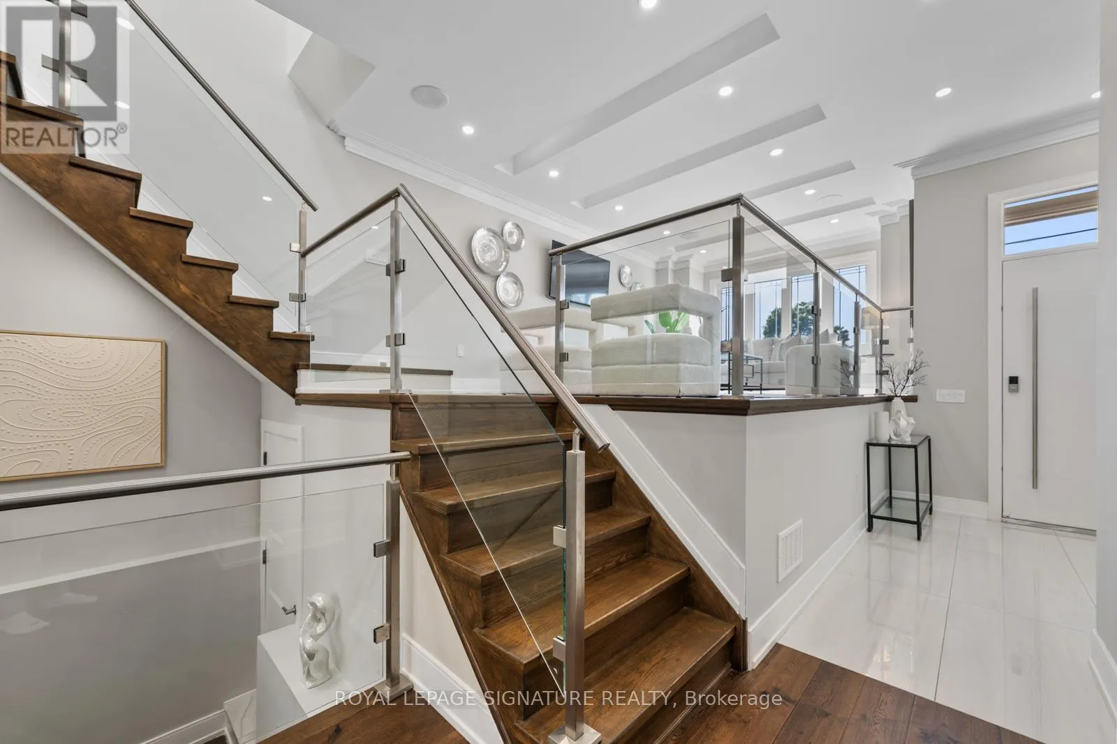 59A BEXHILL AVENUE