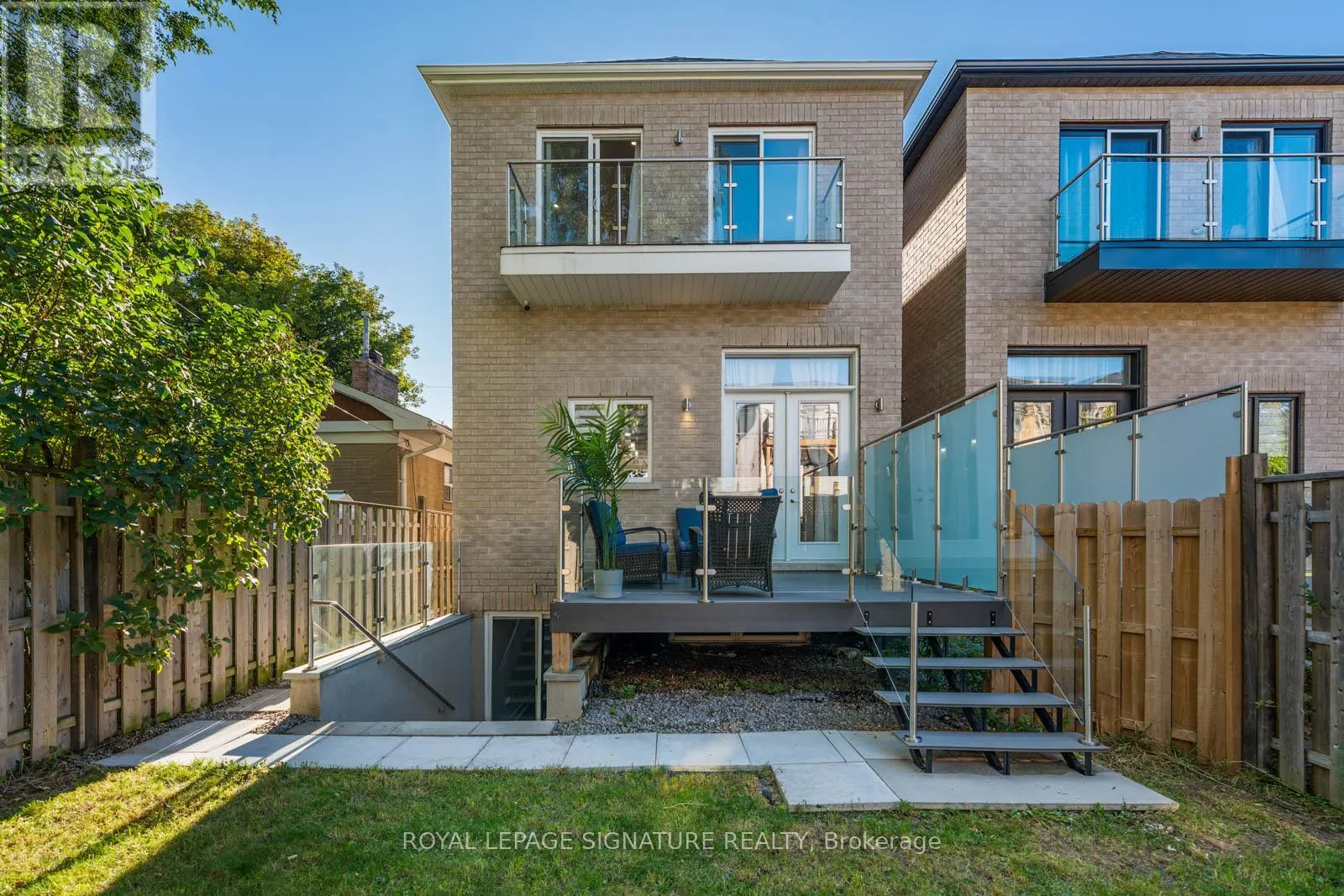 59A BEXHILL AVENUE