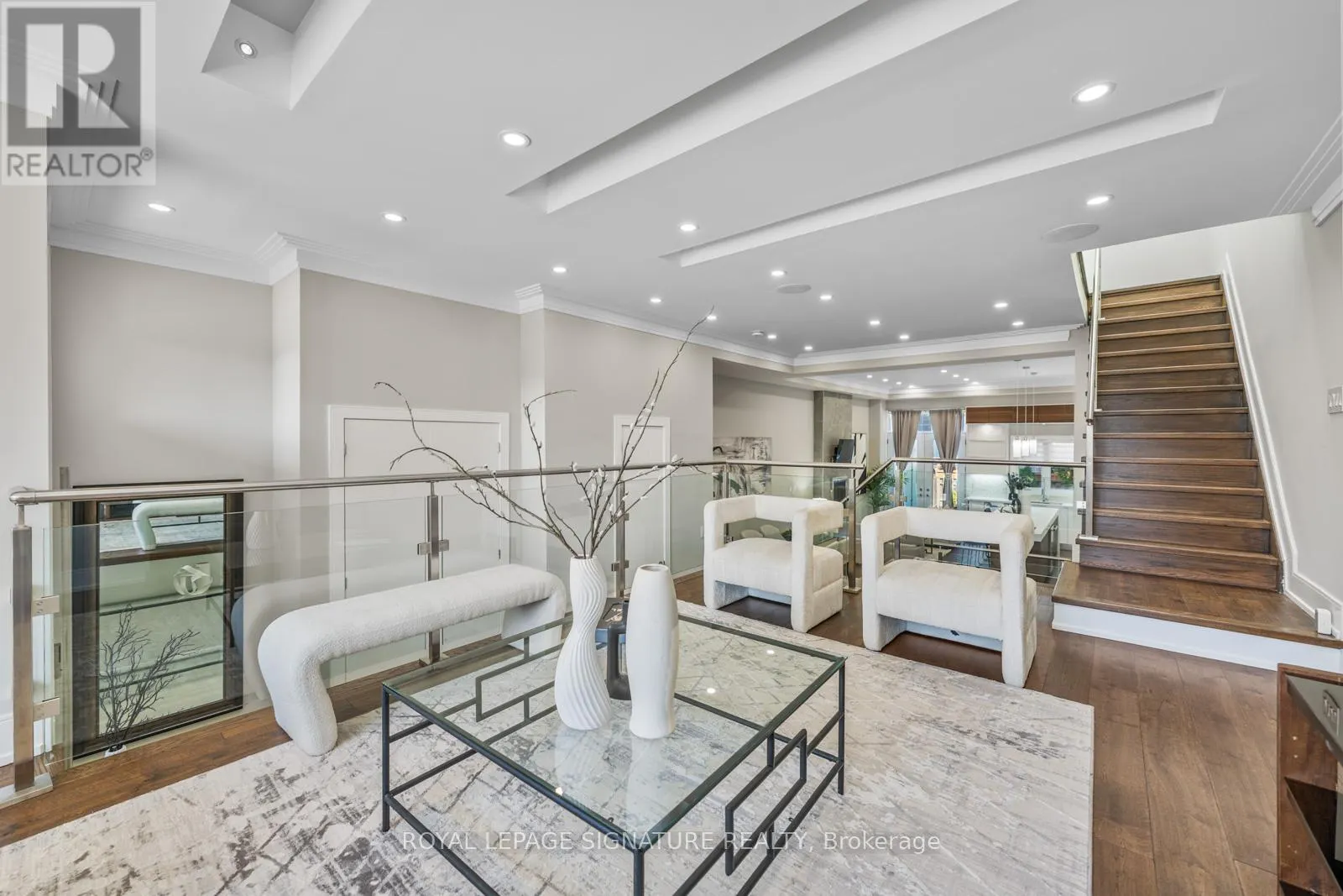 59A BEXHILL AVENUE