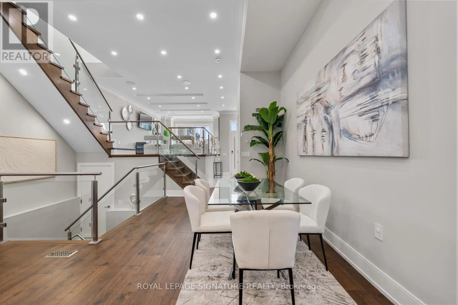 59A BEXHILL AVENUE