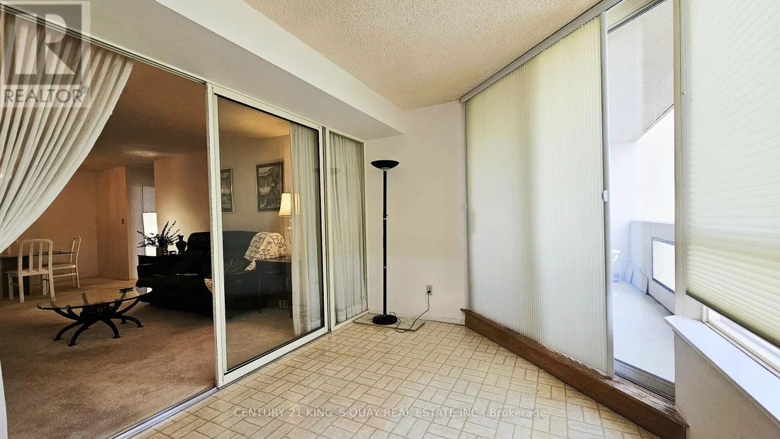 1808 - 225 BAMBURGH CIRCLE