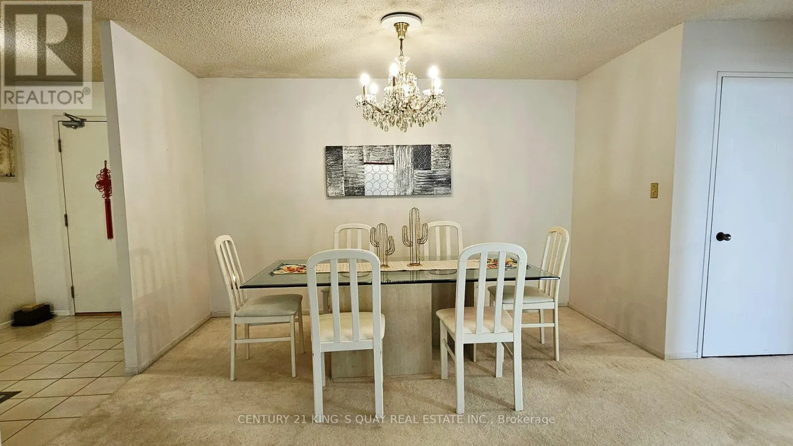1808 - 225 BAMBURGH CIRCLE