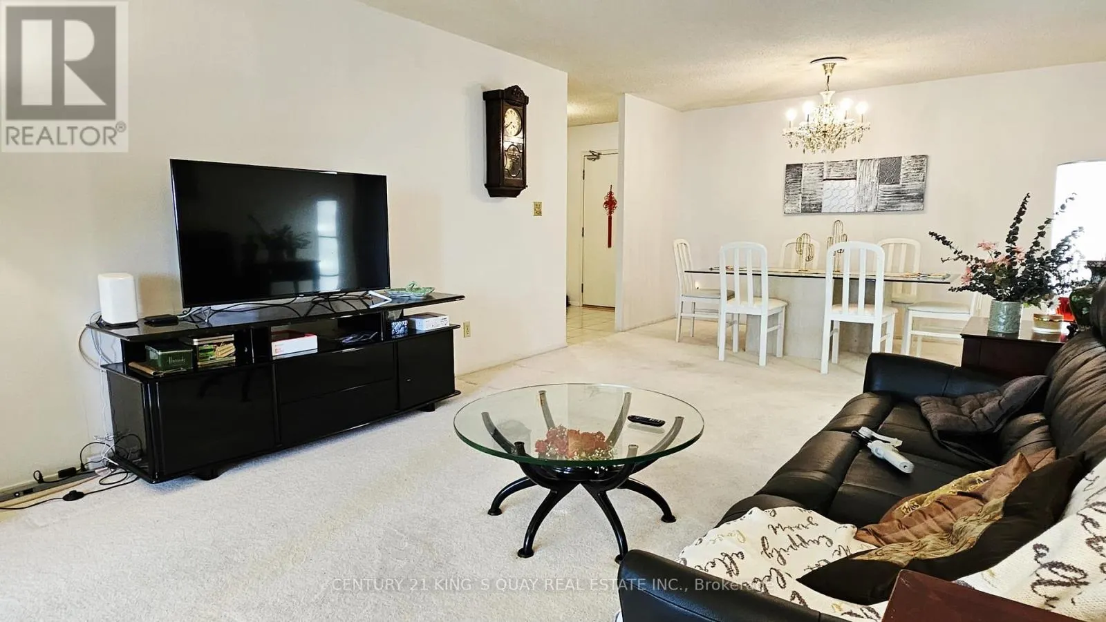 1808 - 225 BAMBURGH CIRCLE