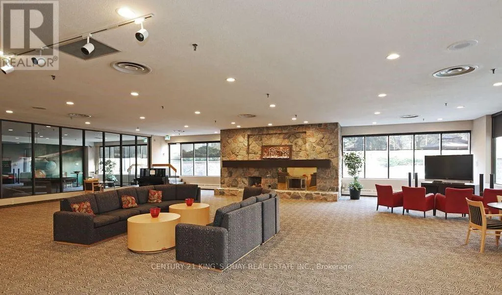 1808 - 225 BAMBURGH CIRCLE