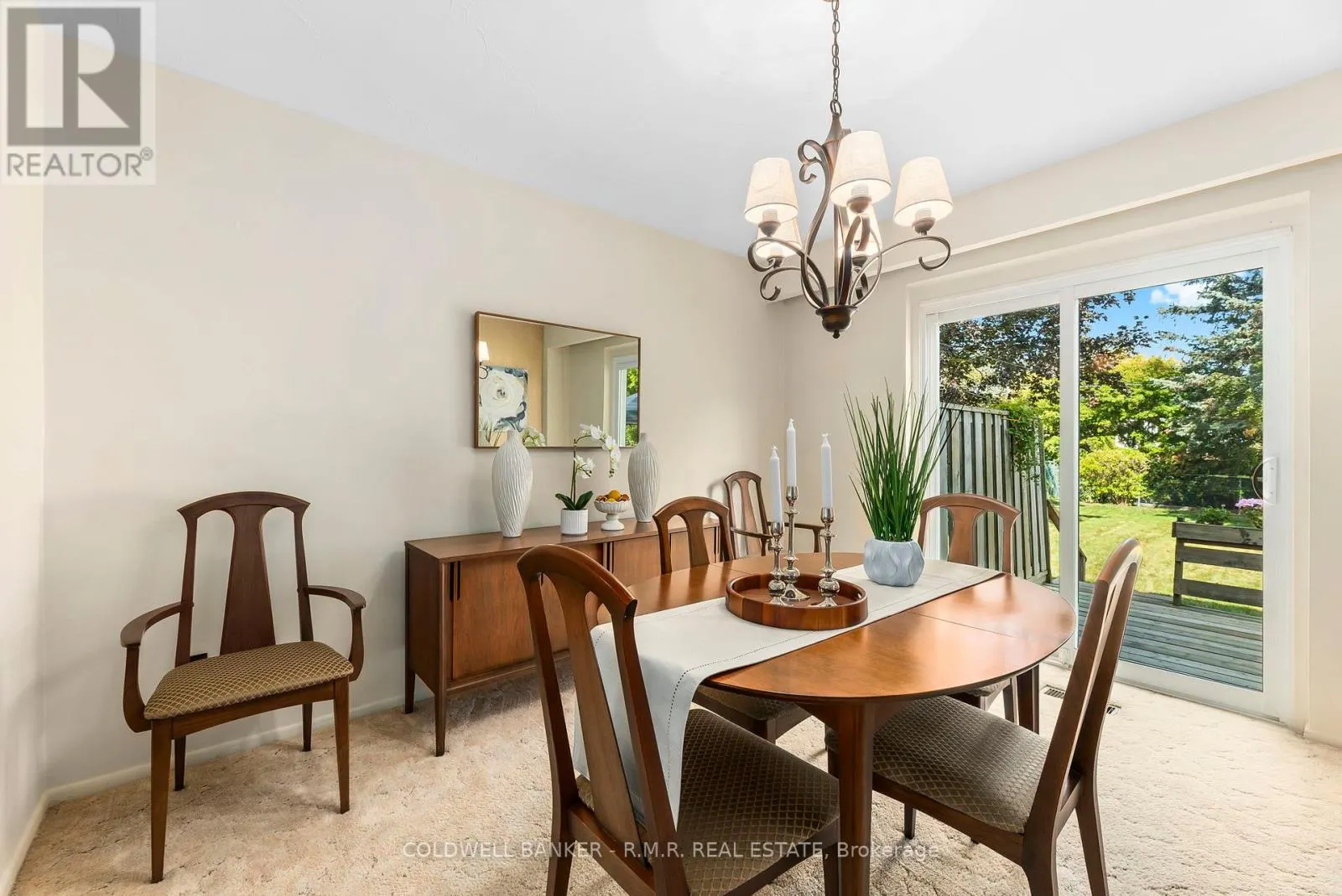 6 CARWIN CRESCENT